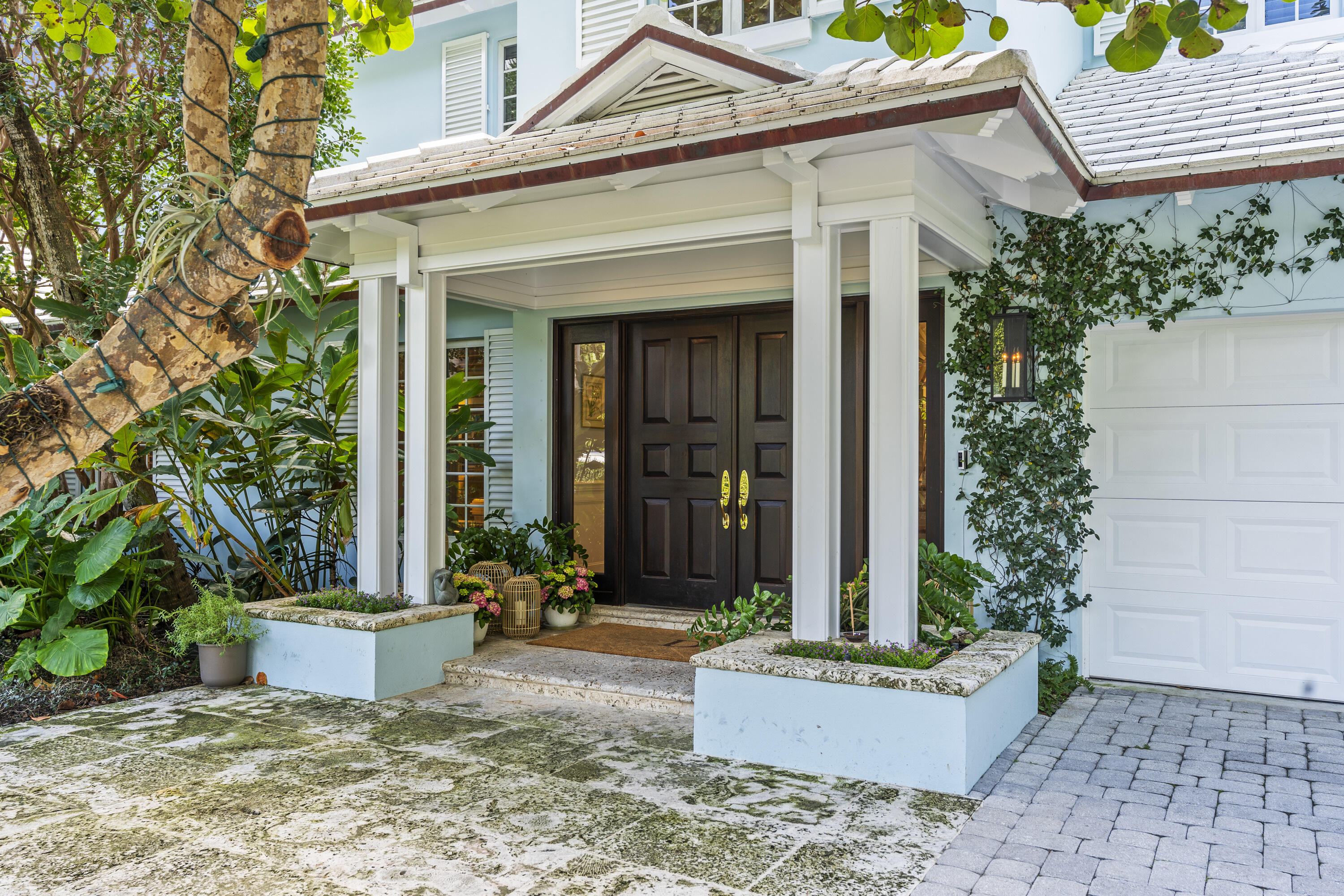 156 Dolphin Palm Beach, FL 33480