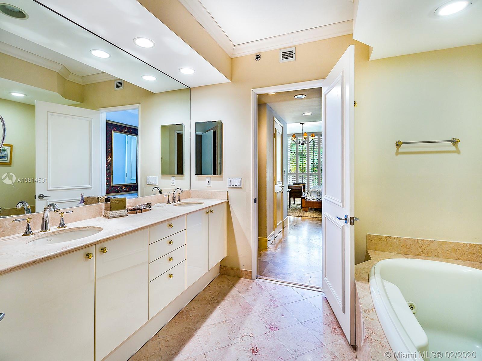 image Ocean Tower Two18