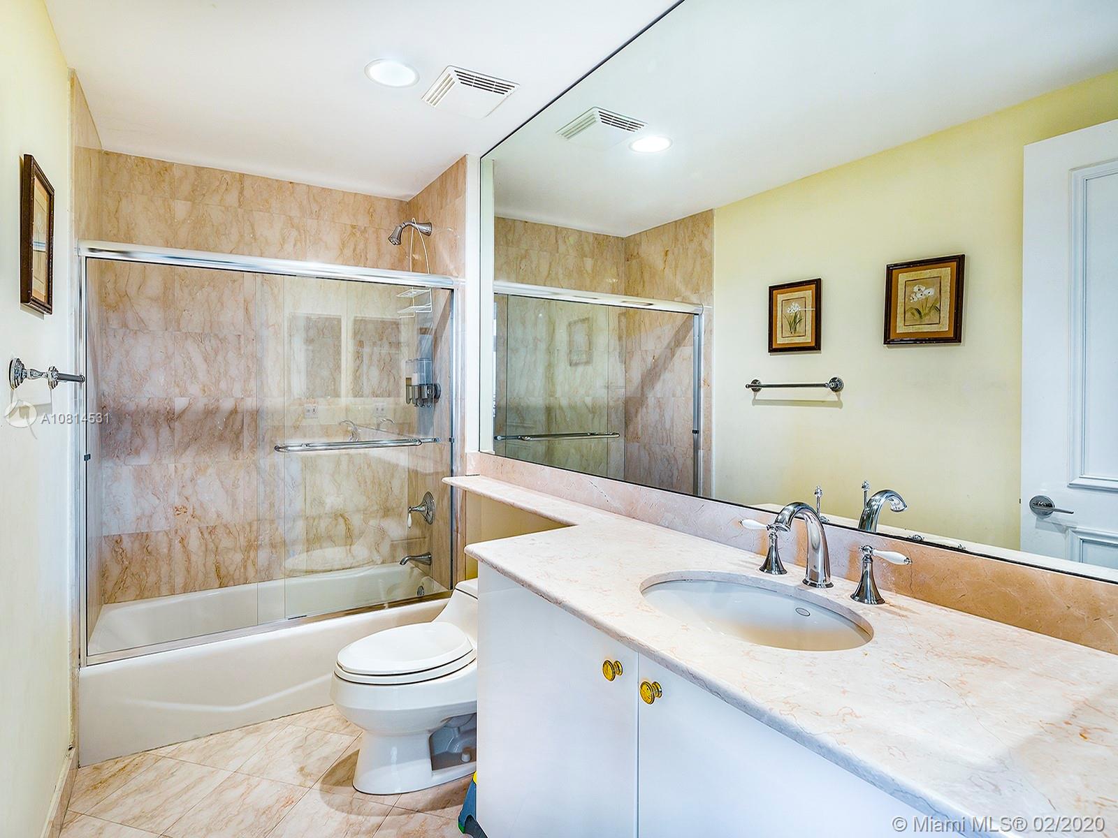 image Ocean Tower Two22