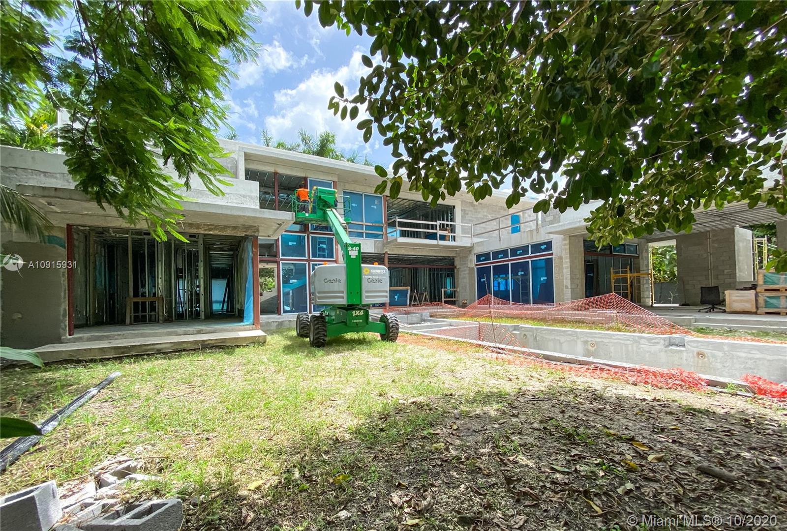 229 Ridgewood Rd Coral Gables, FL 33133