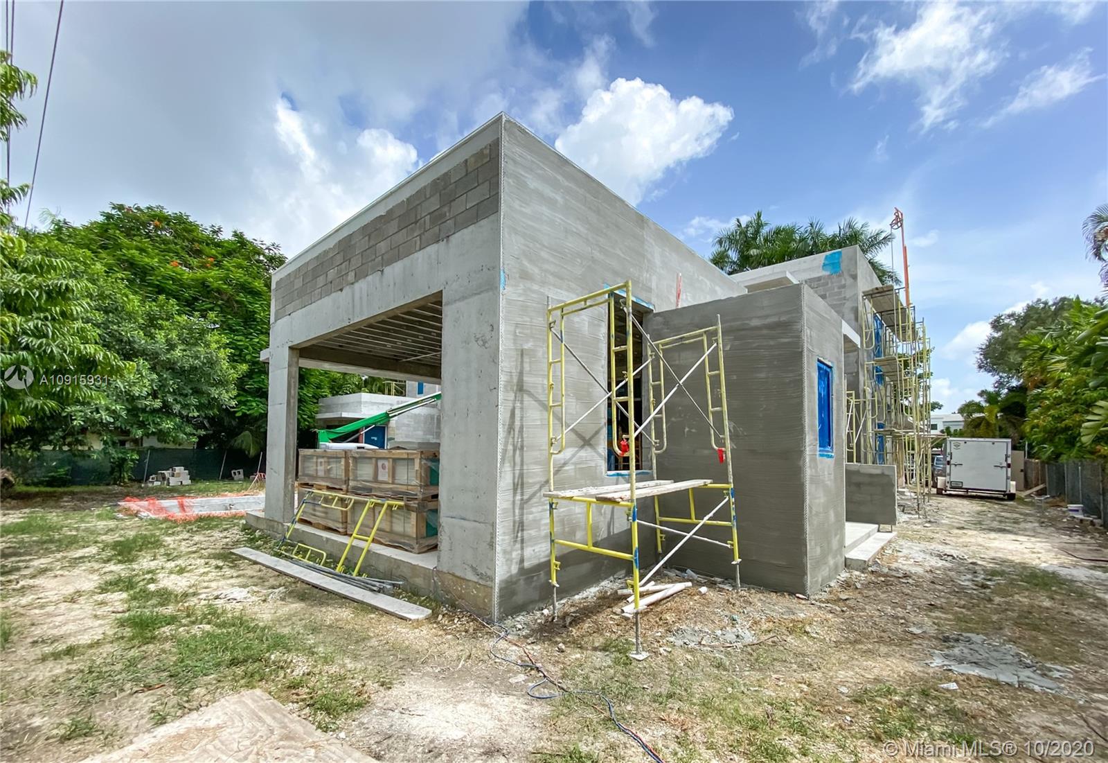 229 Ridgewood Rd Coral Gables, FL 33133