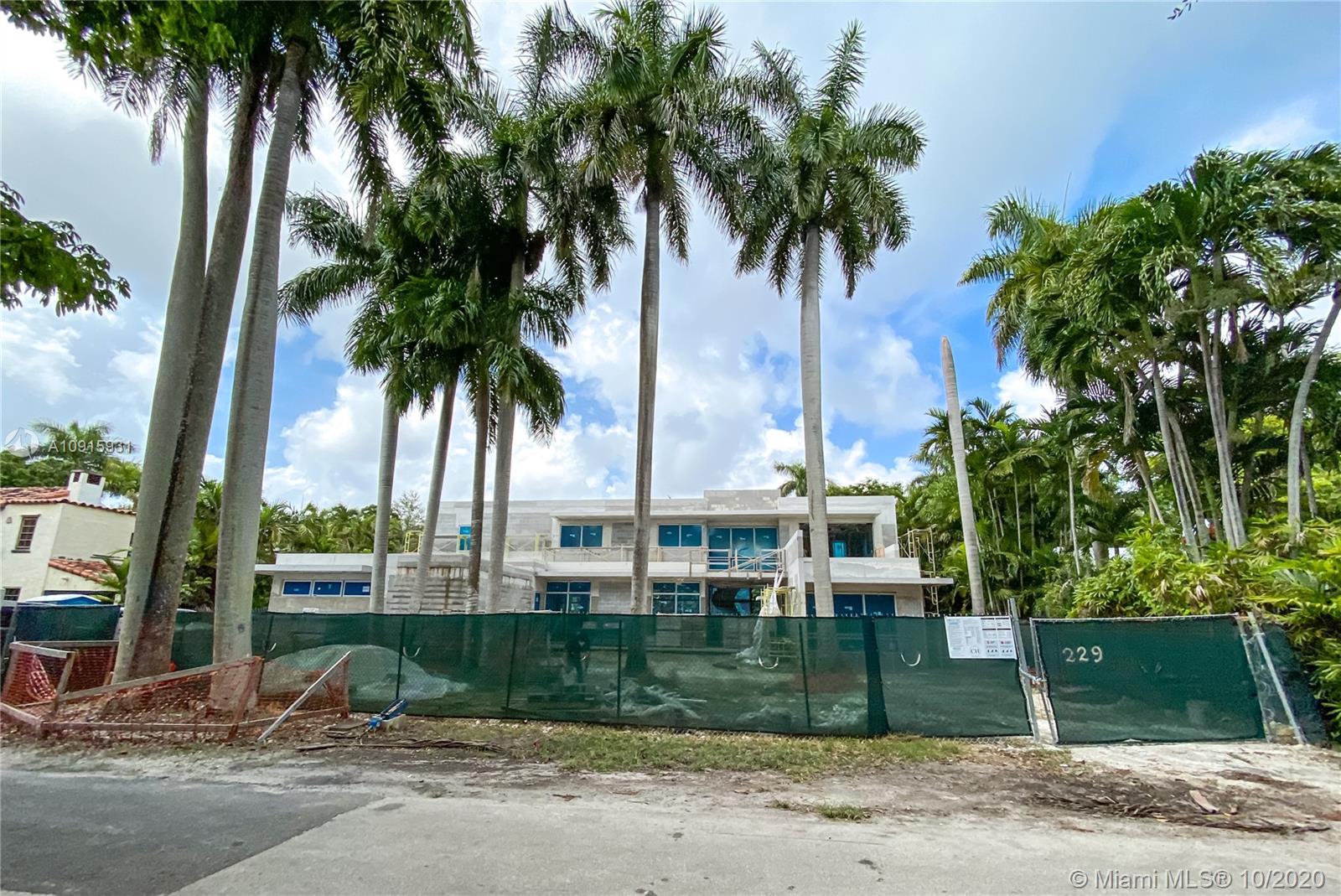 229 Ridgewood Rd Coral Gables, FL 33133