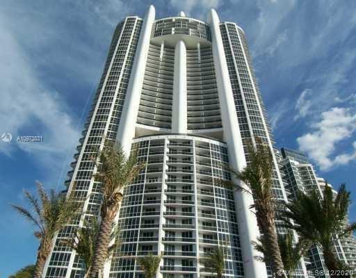 18201 Collins Ave #503