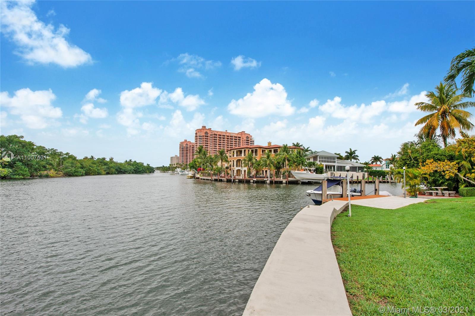 6938 Sunrise Ct Coral Gables, FL 33133