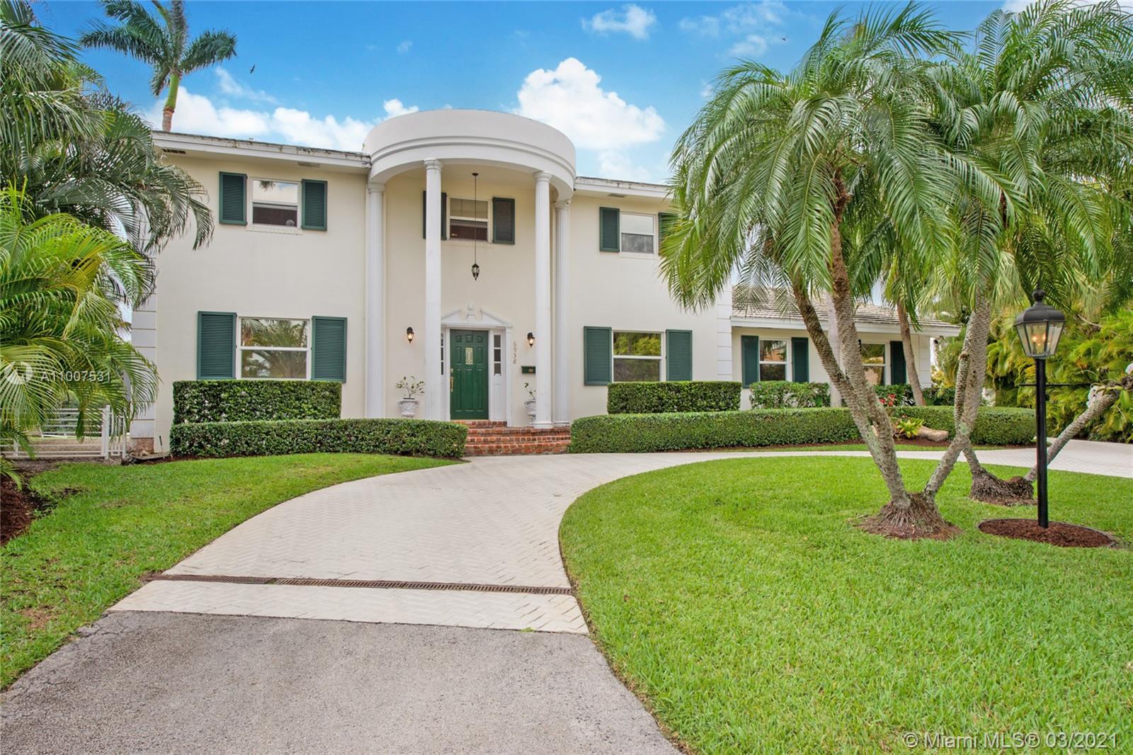 6938 Sunrise Ct Coral Gables, FL 33133