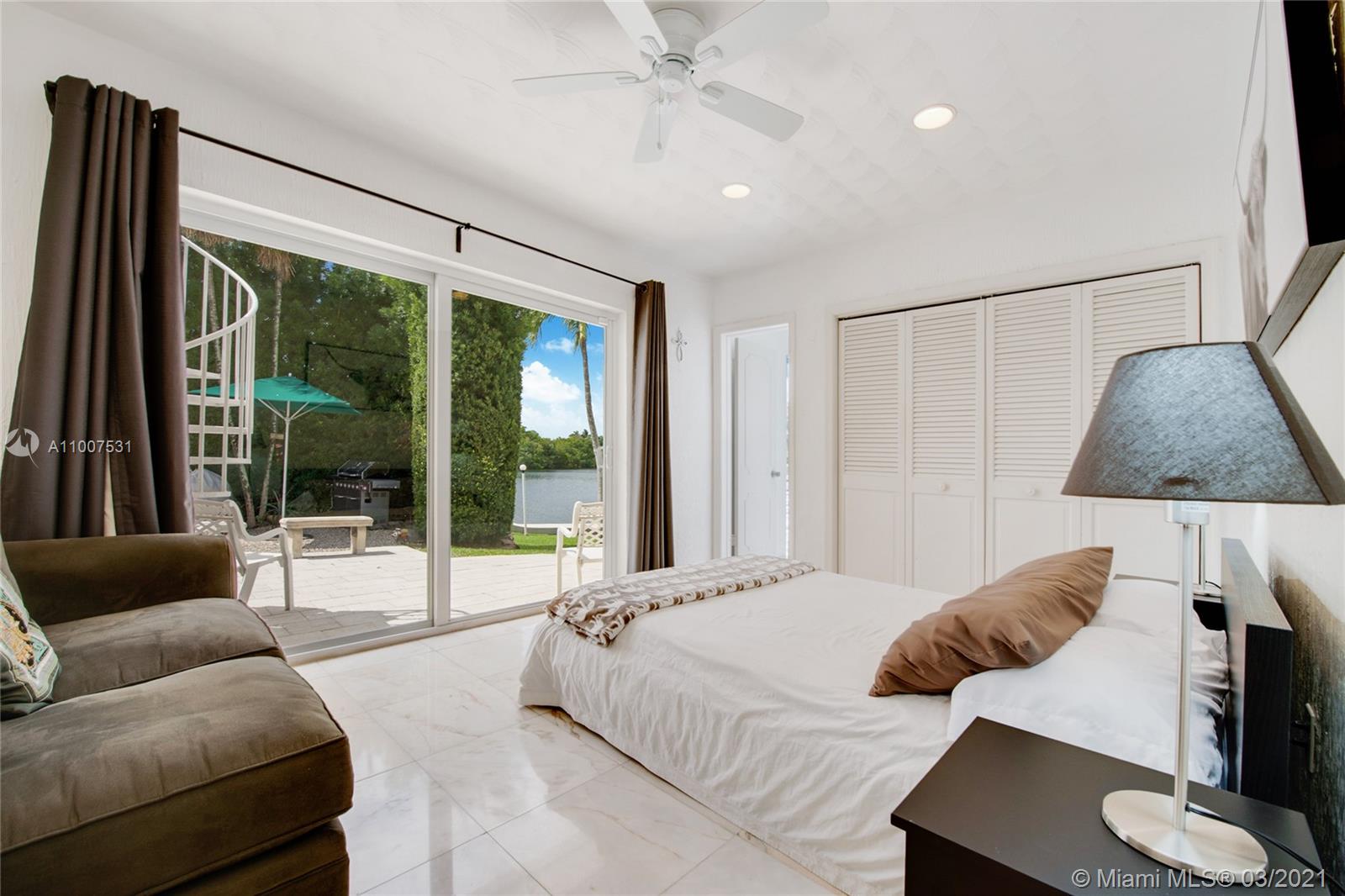 6938 Sunrise Ct Coral Gables, FL 33133