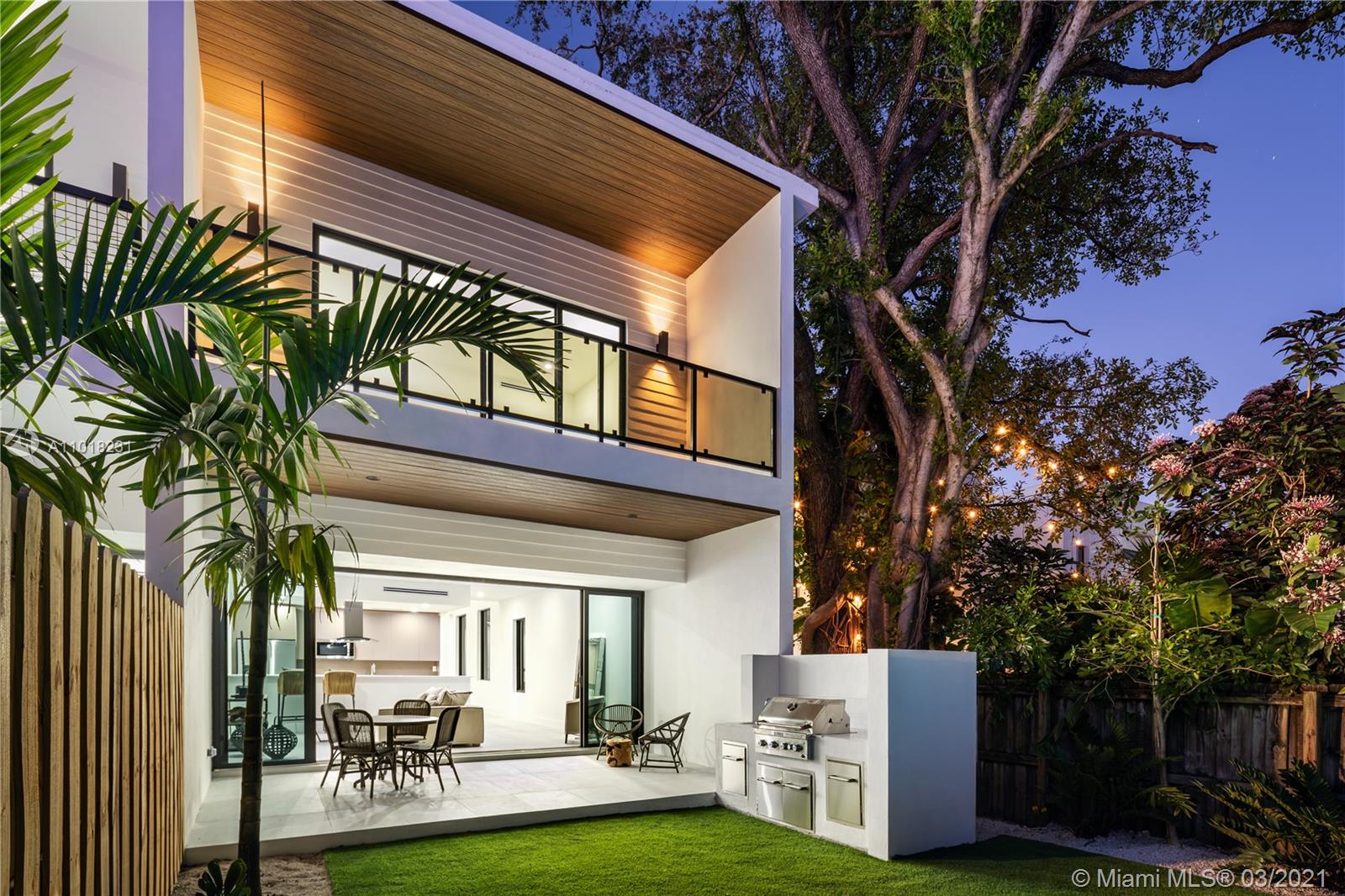 3280 Day Ave #1 Miami, FL 33133