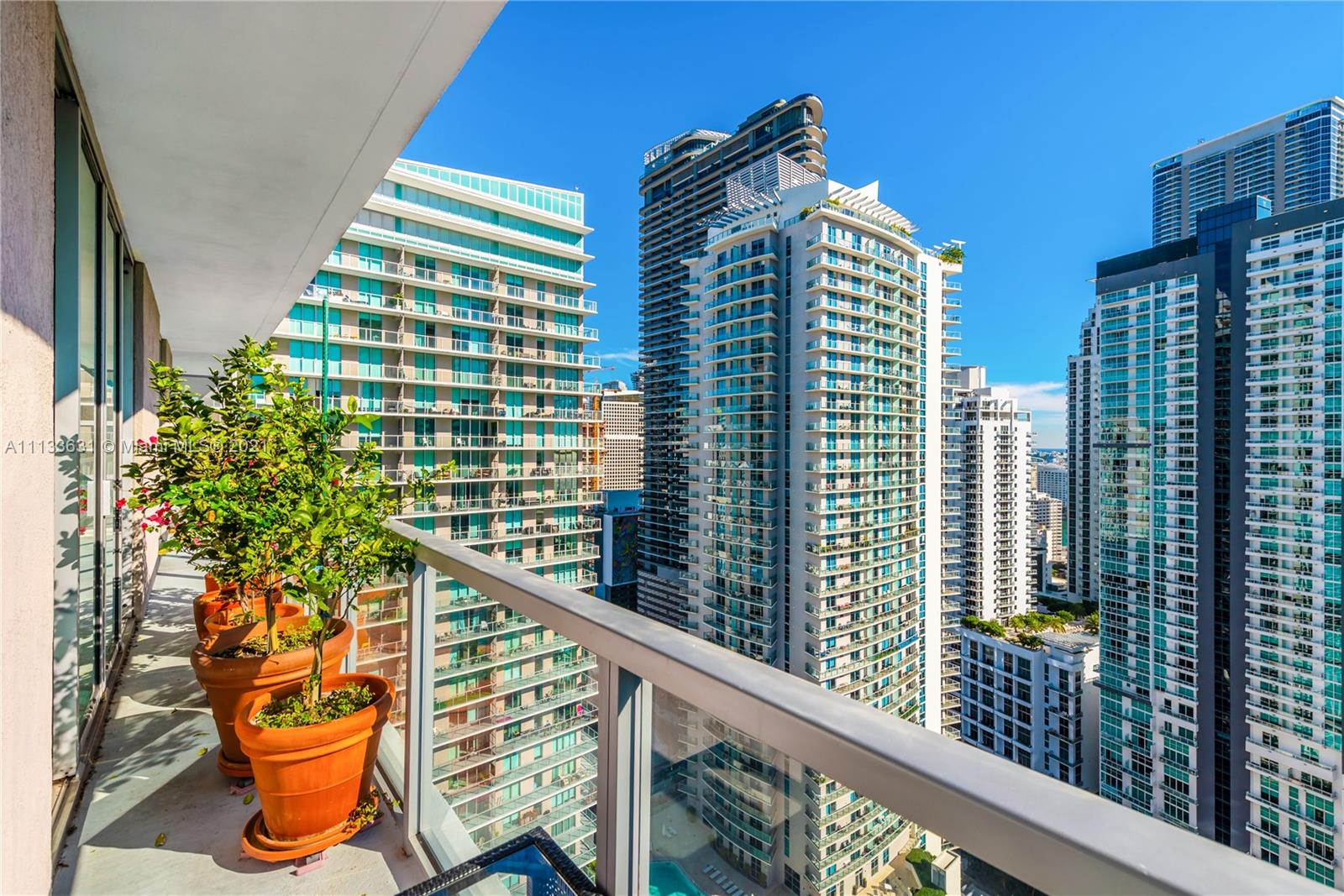 79 SW 12th St #3506-S Miami, FL 33130