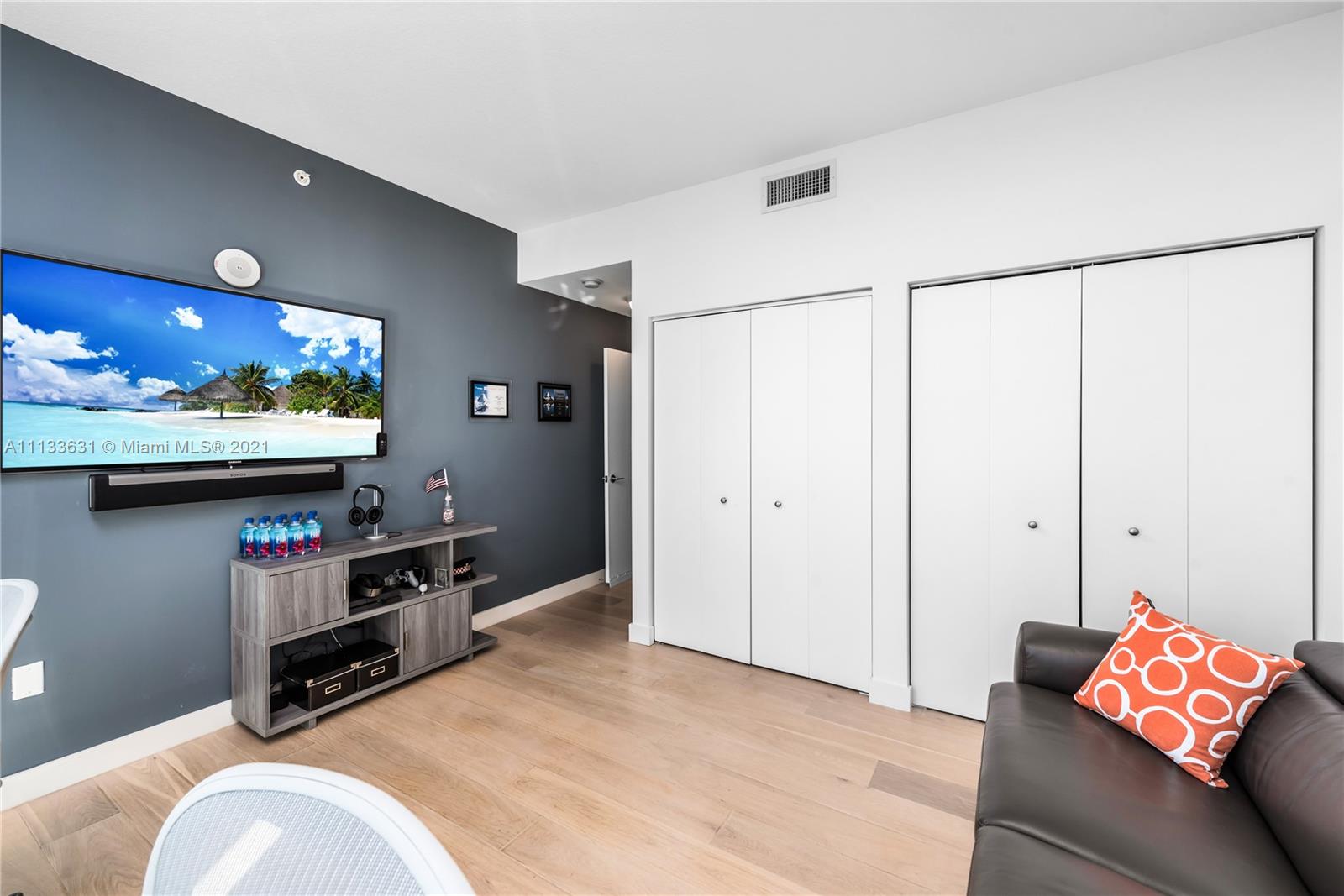 79 SW 12th St #3506-S Miami, FL 33130