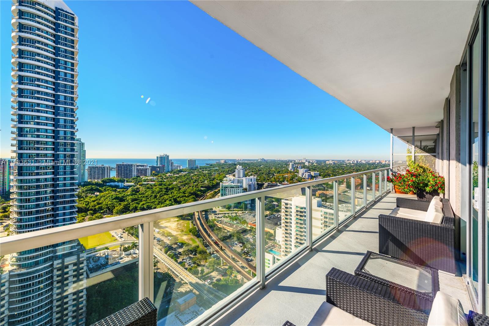 79 SW 12th St #3506-S Miami, FL 33130