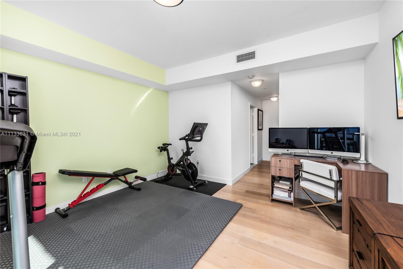 79 SW 12th St #3506-S Miami, FL 33130