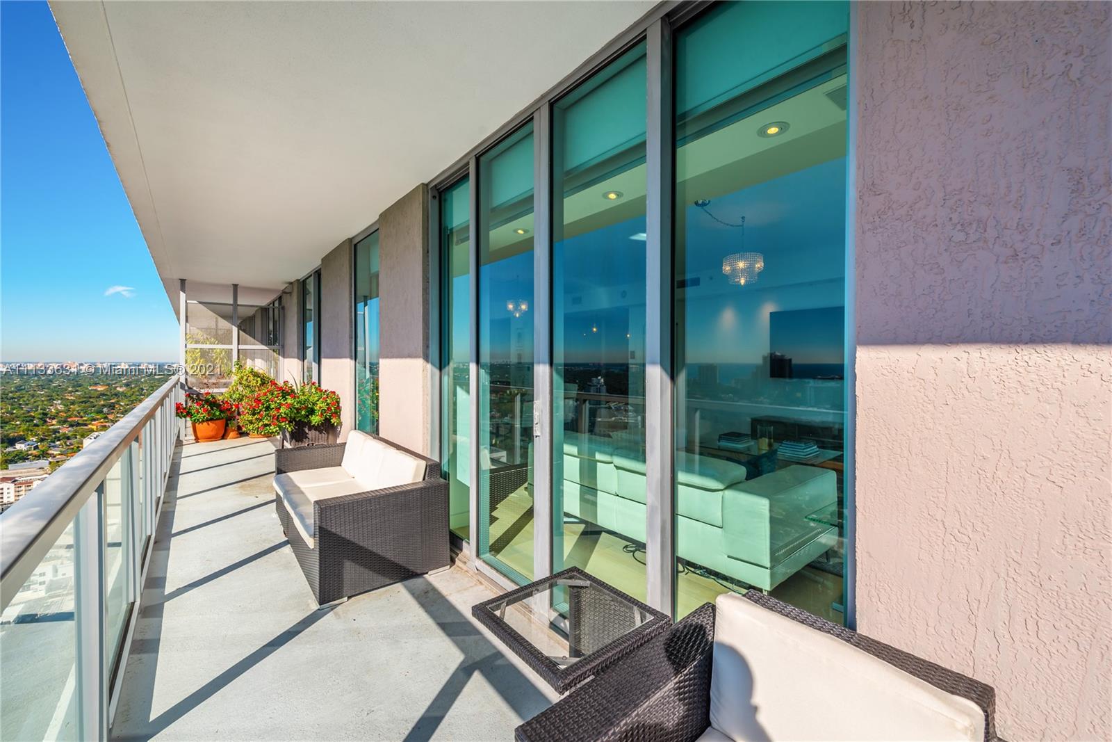 79 SW 12th St #3506-S Miami, FL 33130