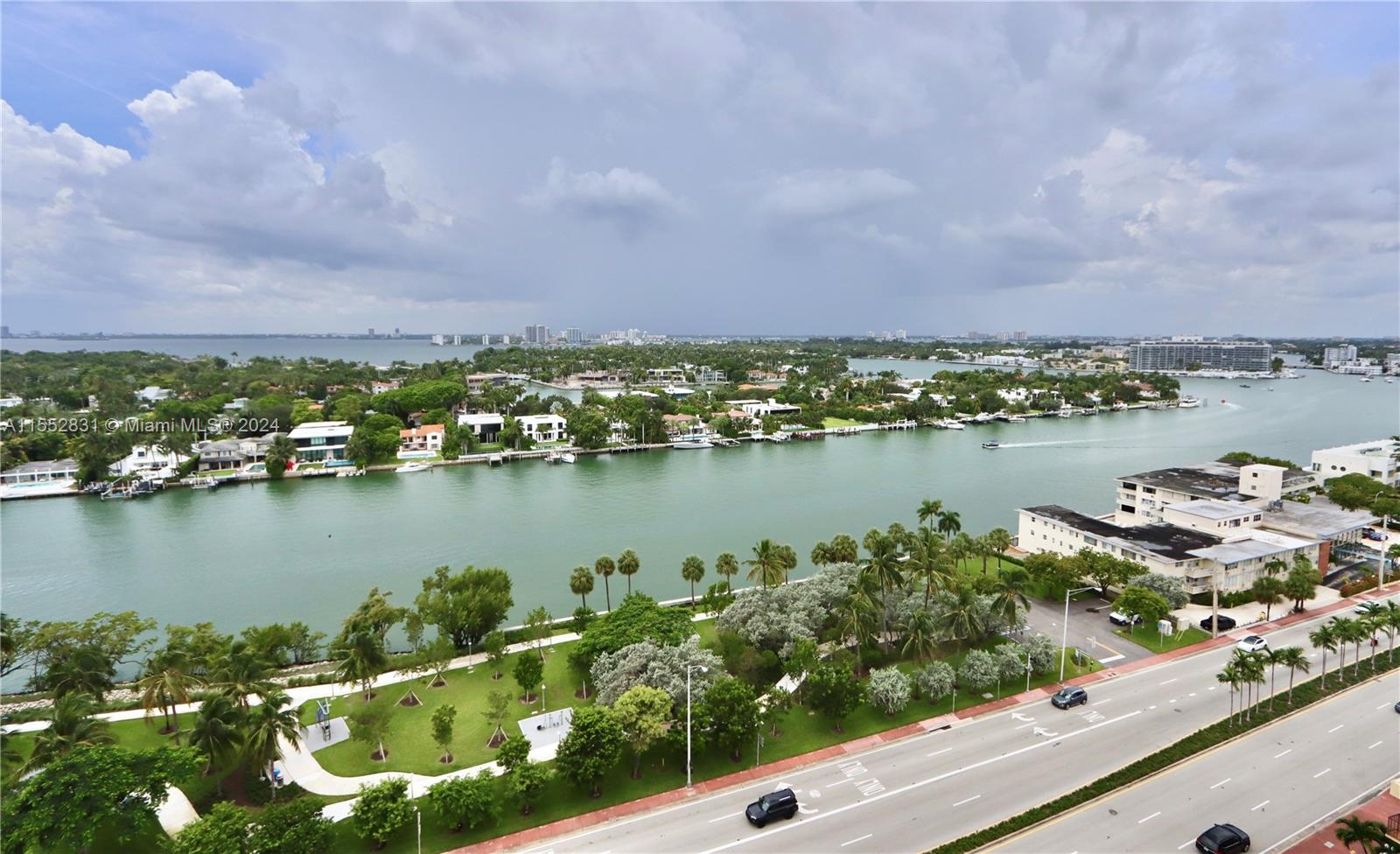 6422 Collins Ave #1603