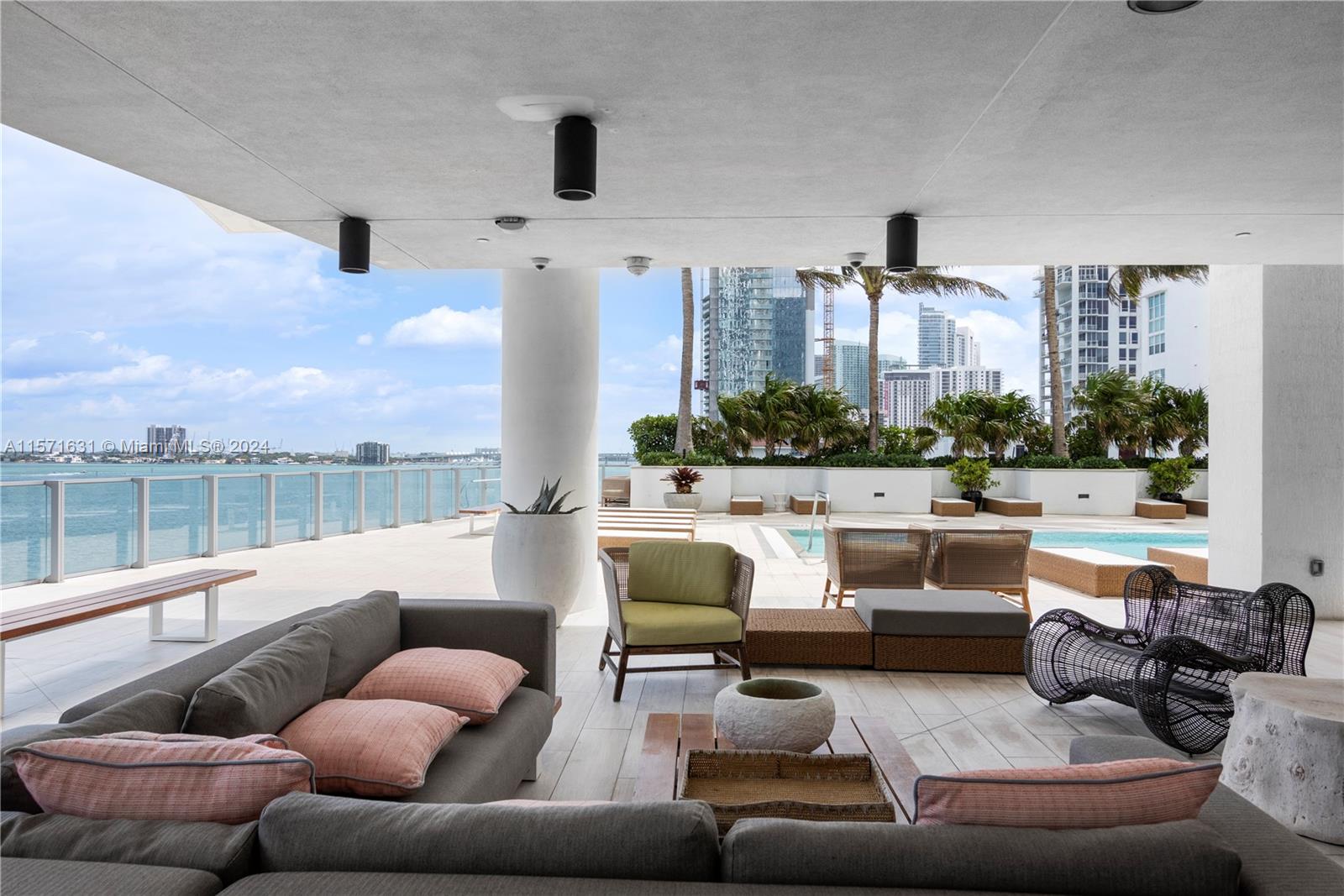 image Biscayne Beach30