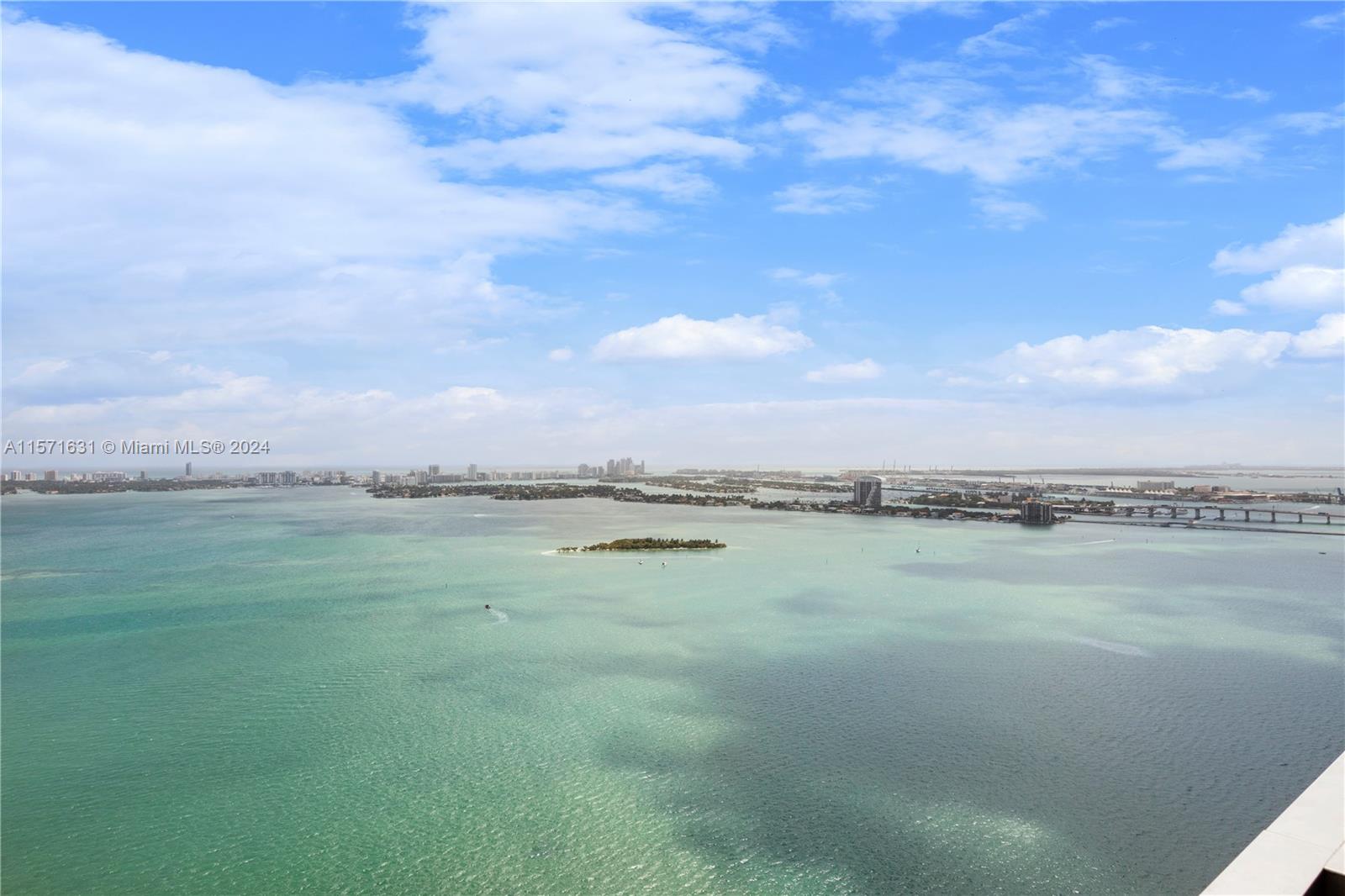 image Biscayne Beach3