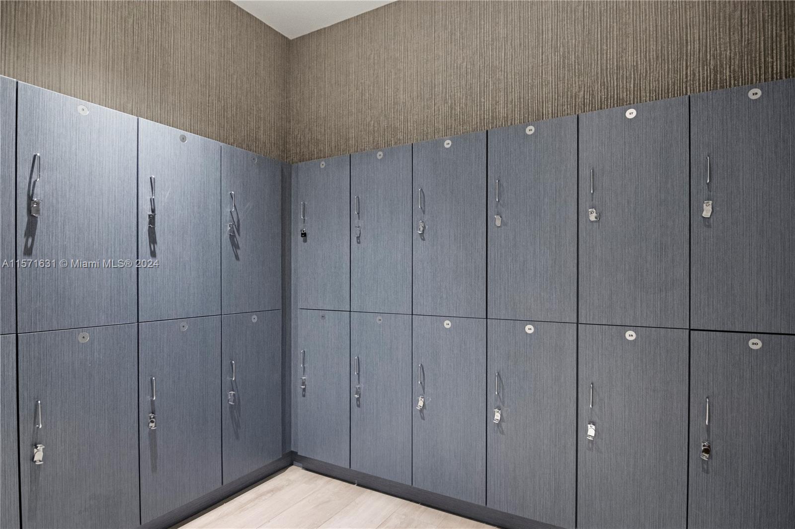 image Biscayne Beach52