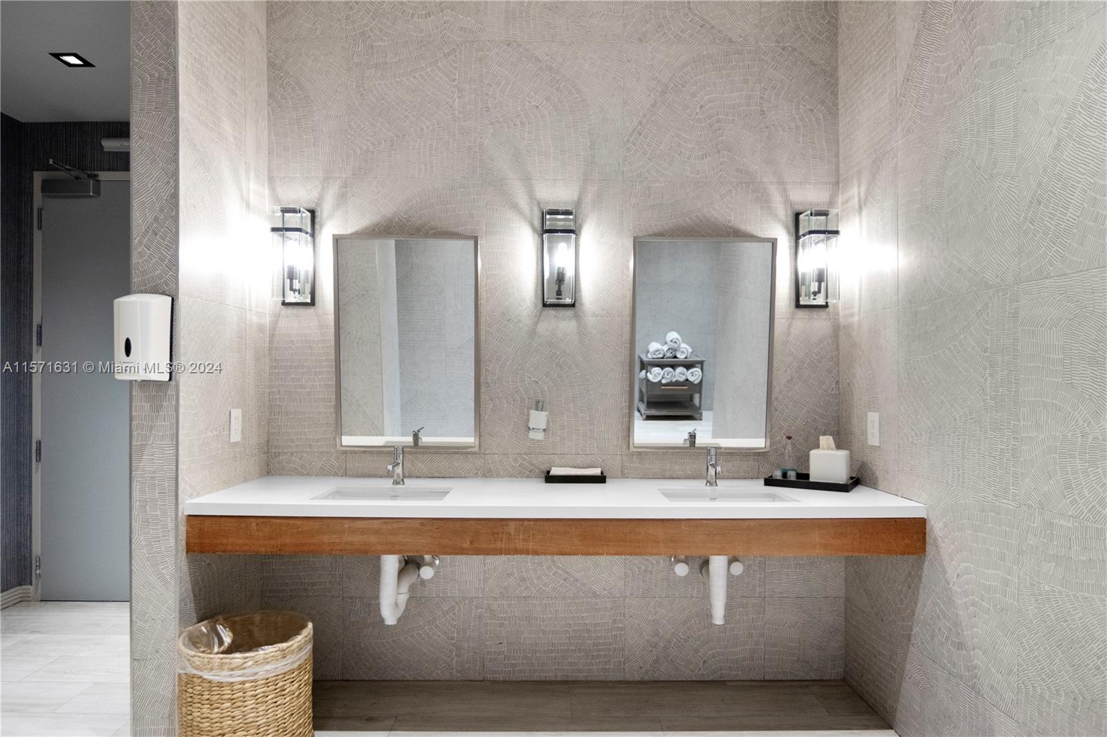 image Biscayne Beach53