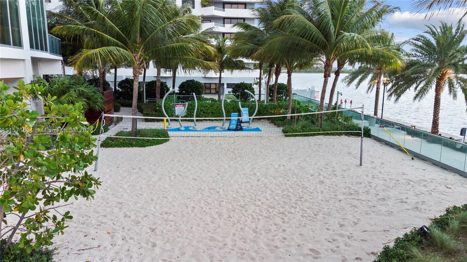 image Biscayne Beach63