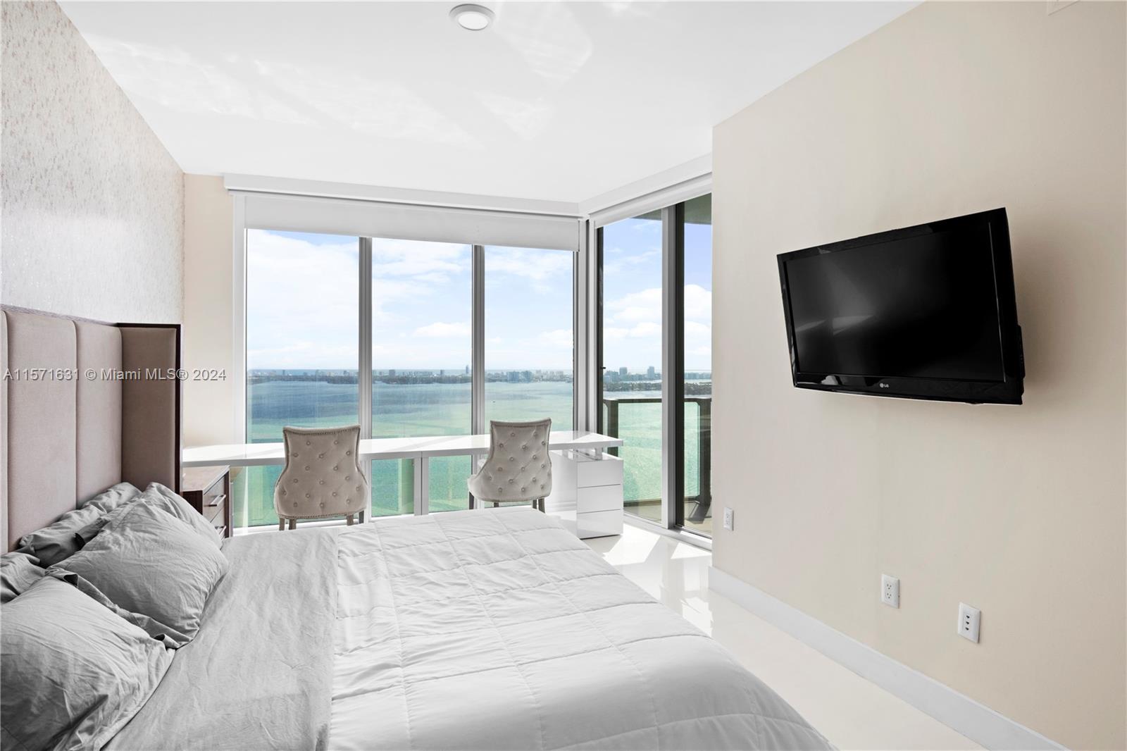 image Biscayne Beach8