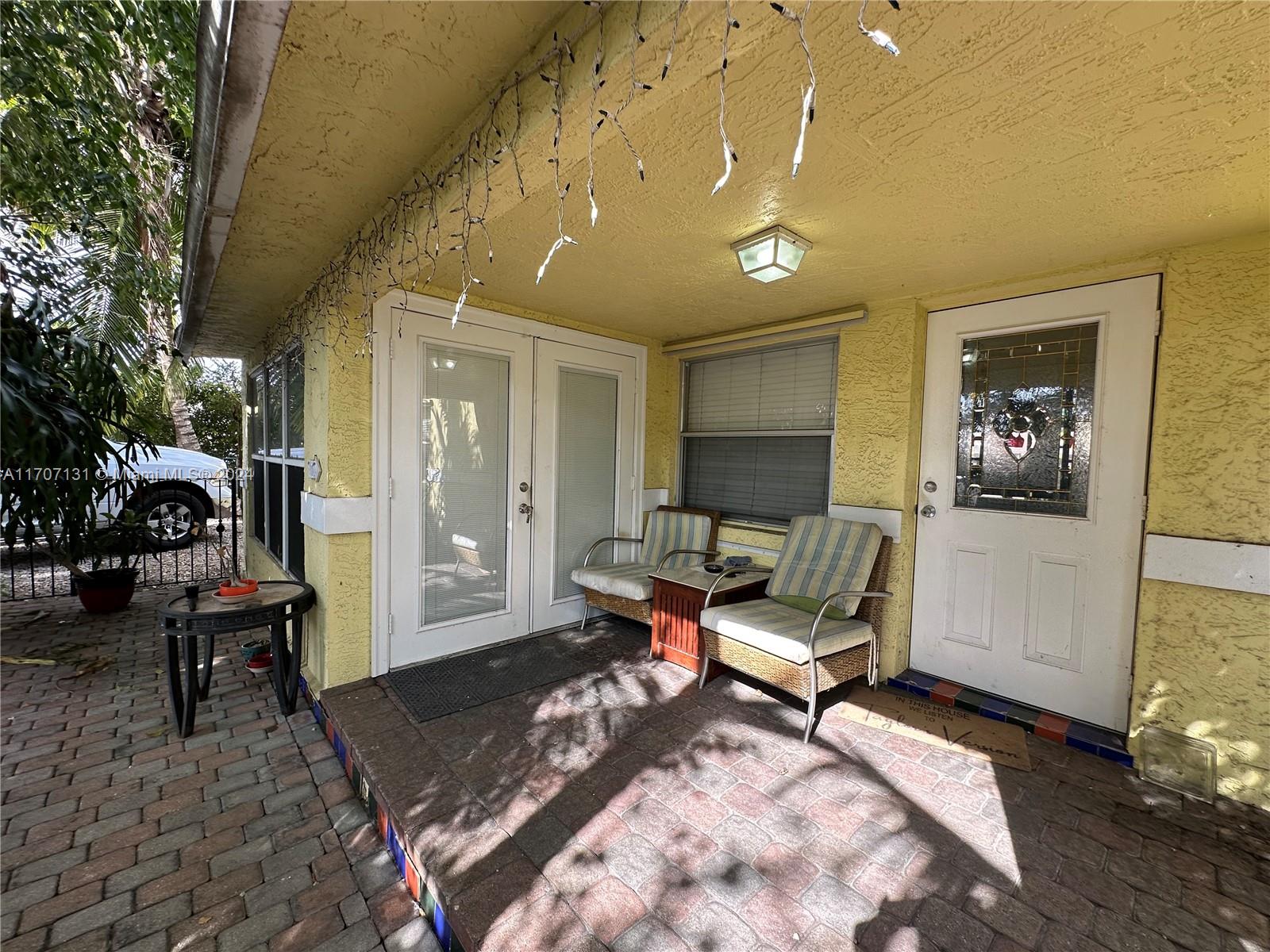 Duplex / Quad Plex / Triplex