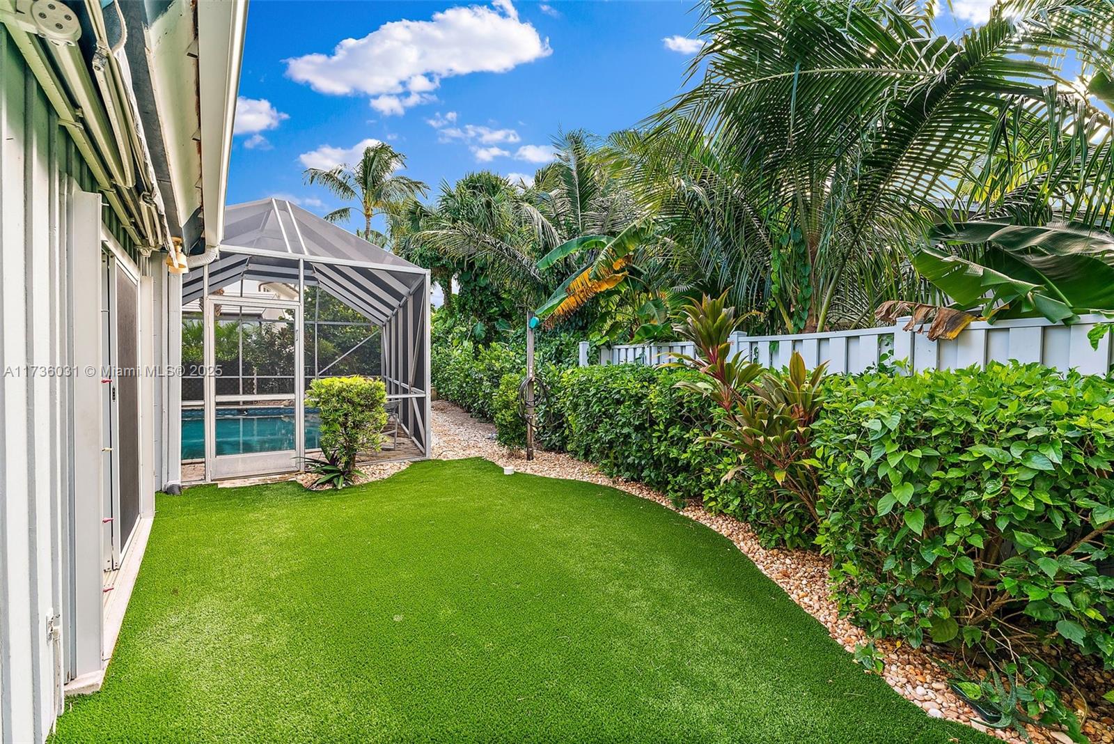 219 Colony Rd Jupiter Inlet Colony, FL 33469