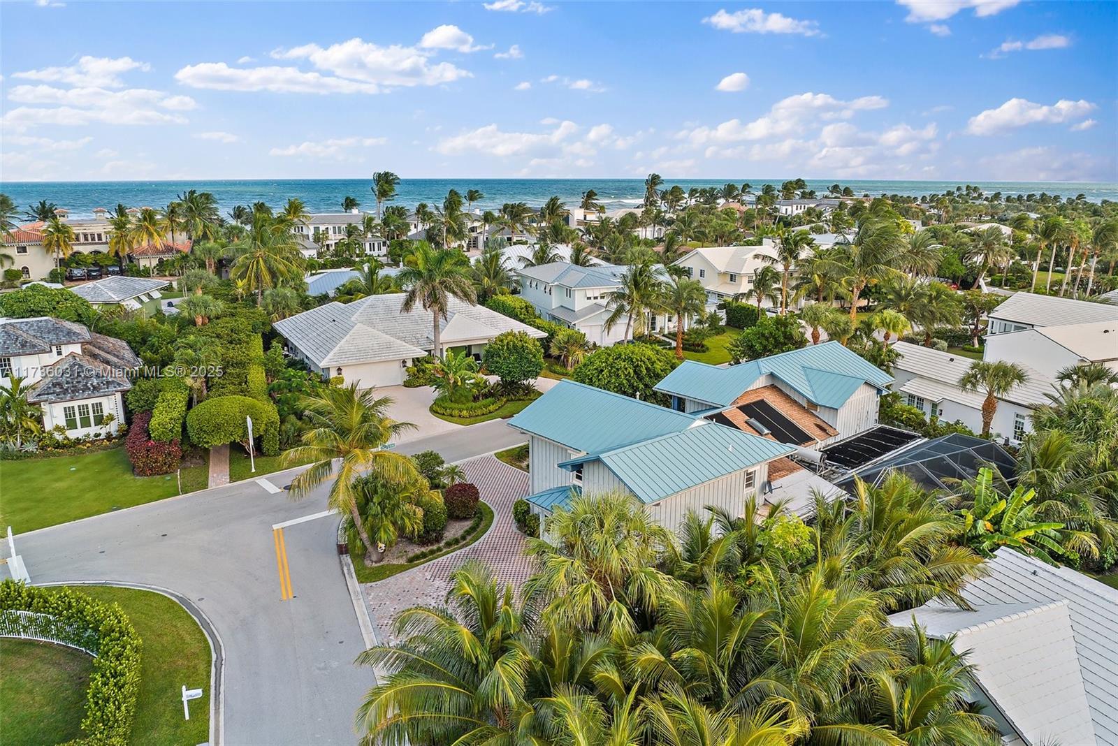 219 Colony Rd Jupiter Inlet Colony, FL 33469