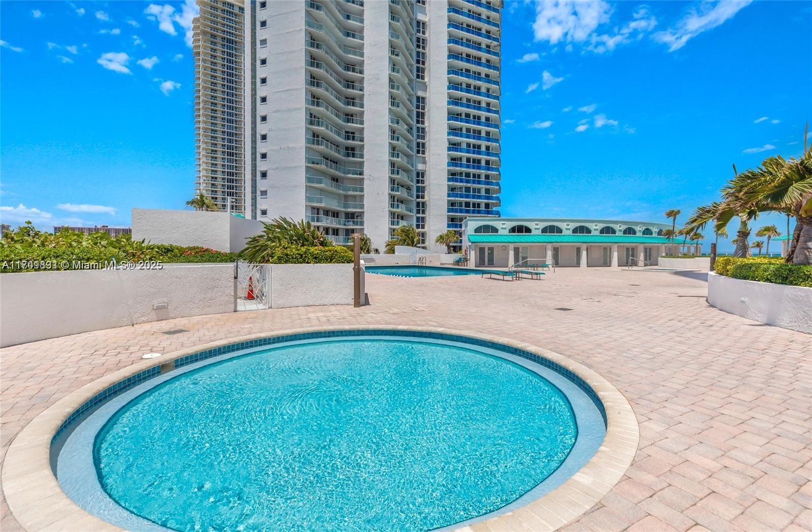 image Oceania Ii Condo25