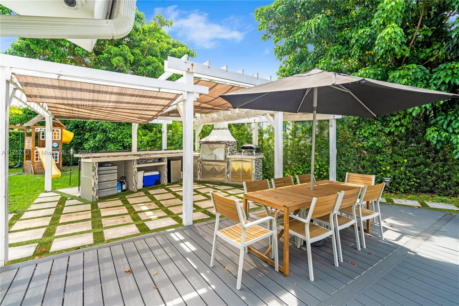 9473 NW 49th Doral Ln Doral, FL 33178