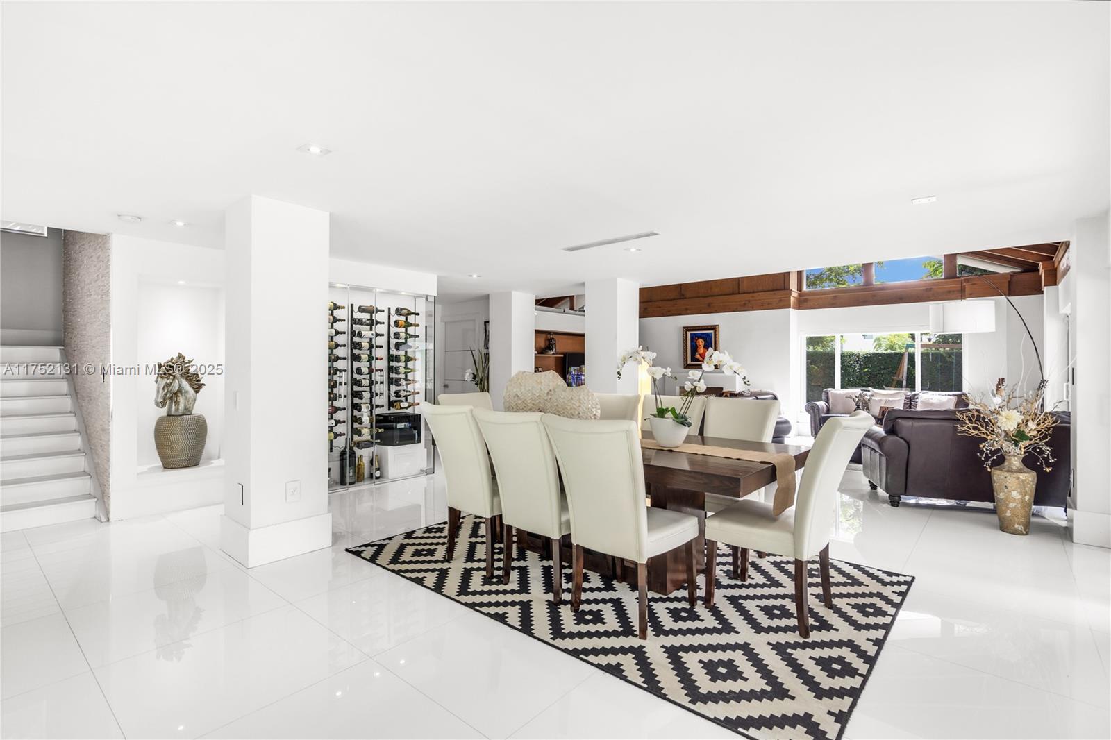 9473 NW 49th Doral Ln Doral, FL 33178