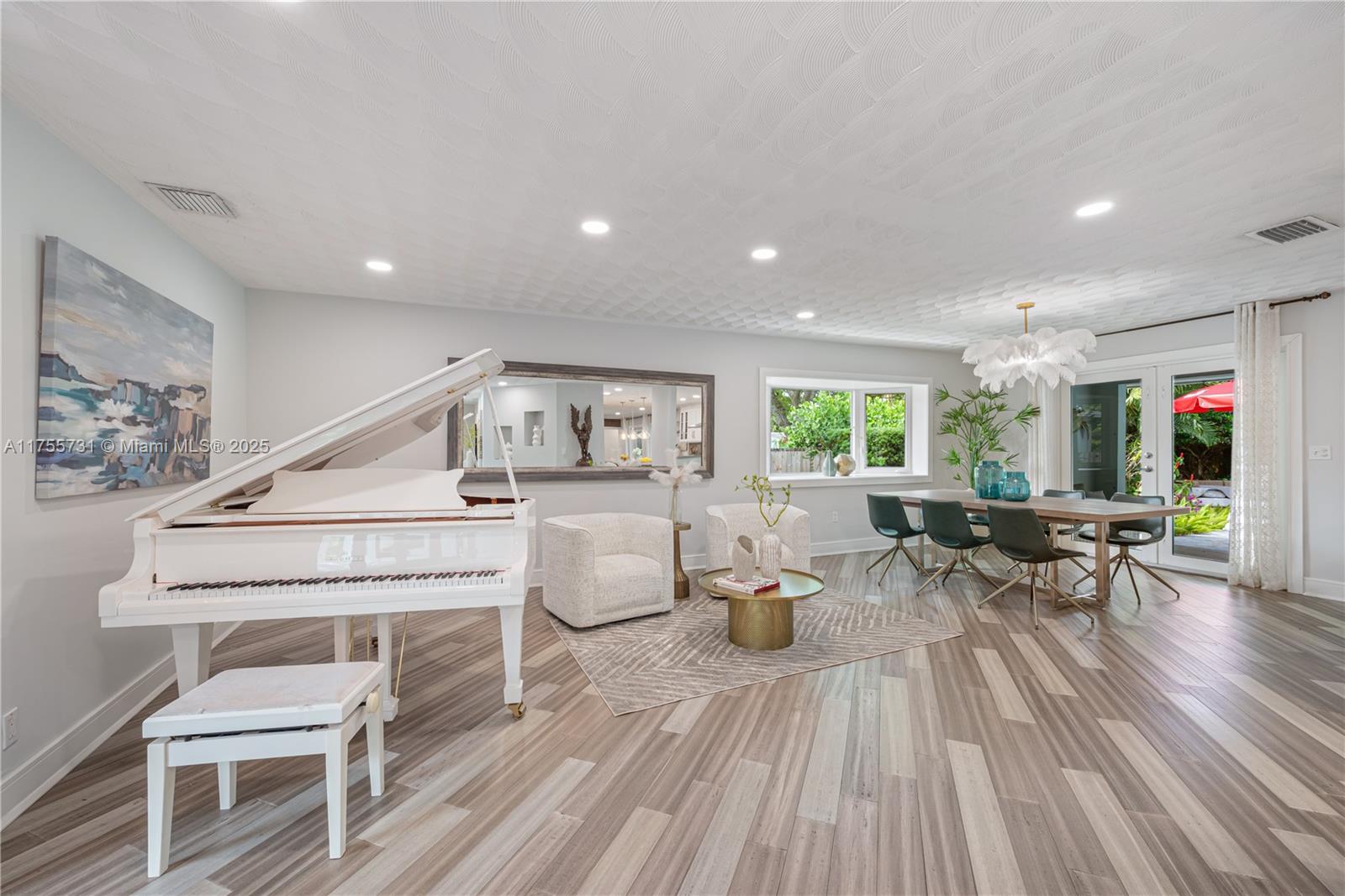 8234 SW 60th Ct South Miami, FL 33143