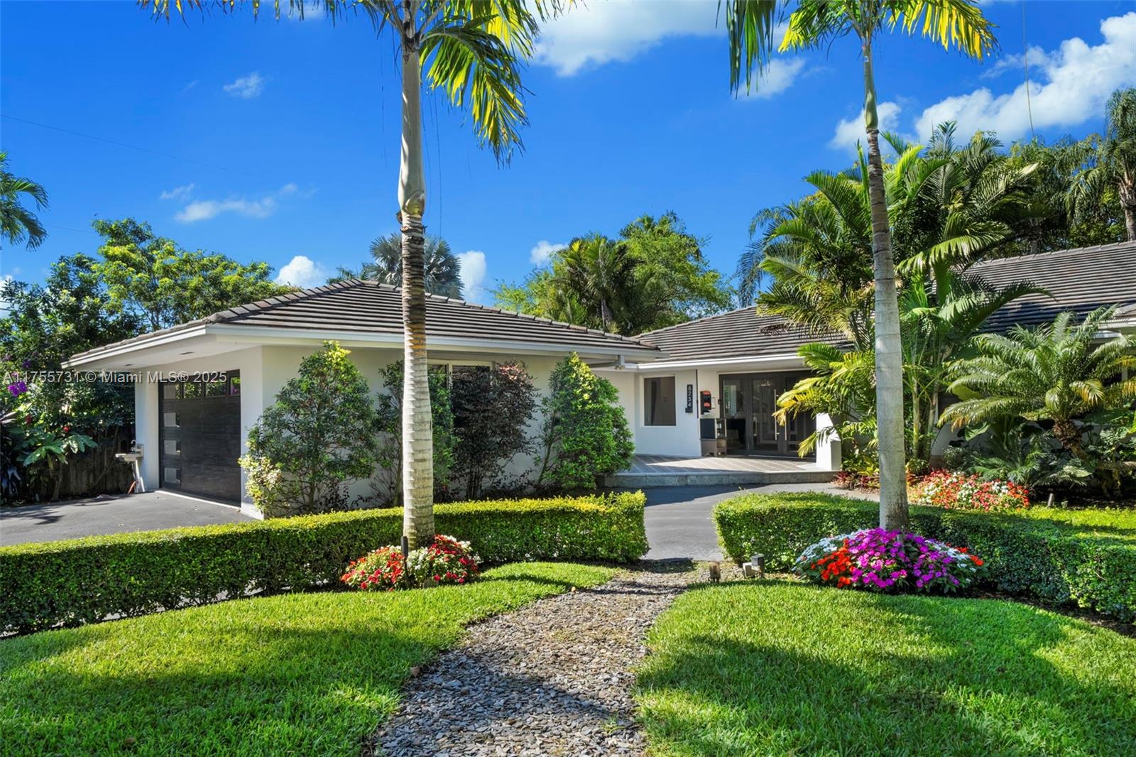 8234 SW 60th Ct South Miami, FL 33143