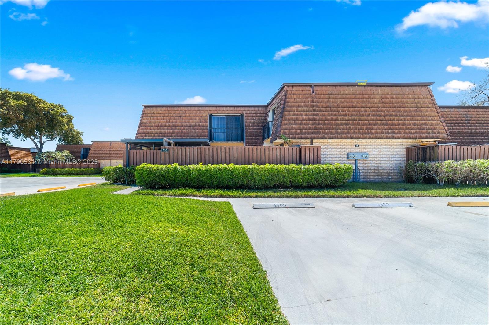 720 7th Ln,Green Acres, FL 33463