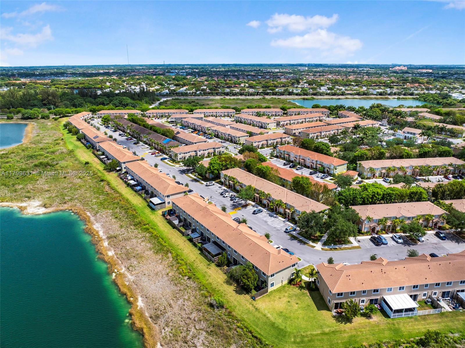 1176 SE 23rd Ave,Homestead, FL 33035