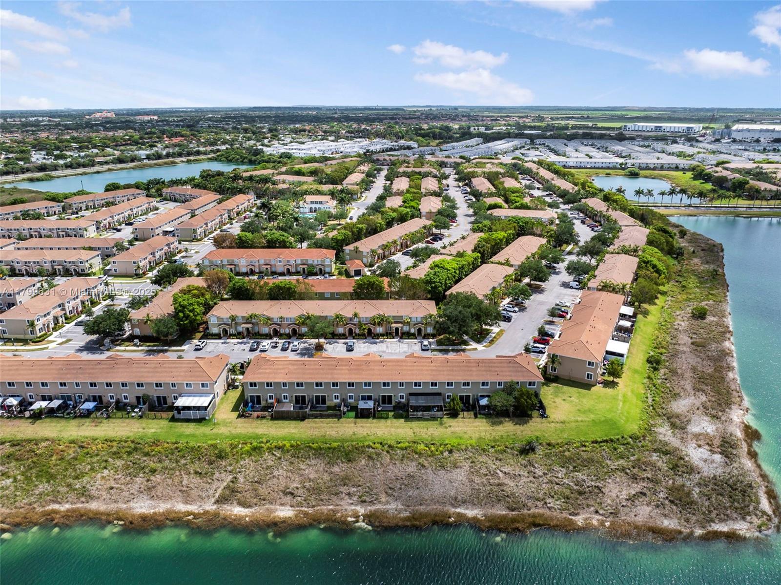 1176 SE 23rd Ave,Homestead, FL 33035