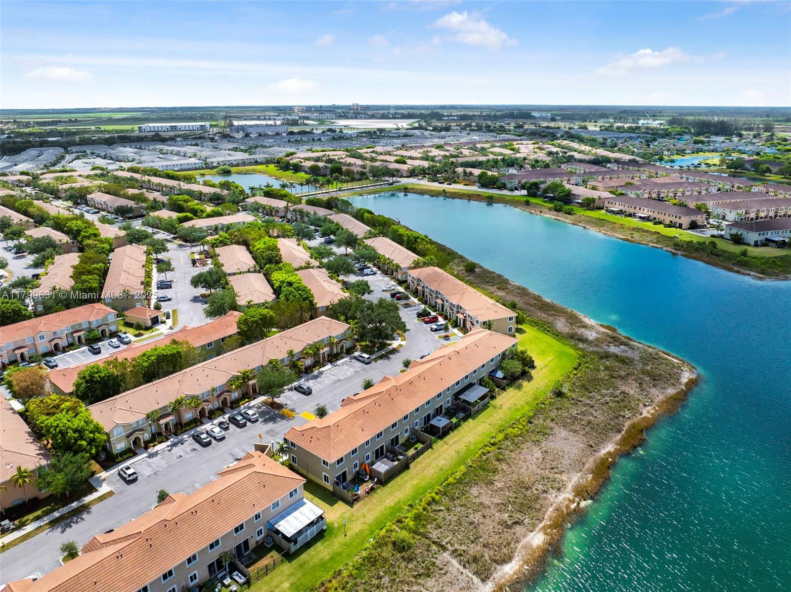 1176 SE 23rd Ave,Homestead, FL 33035