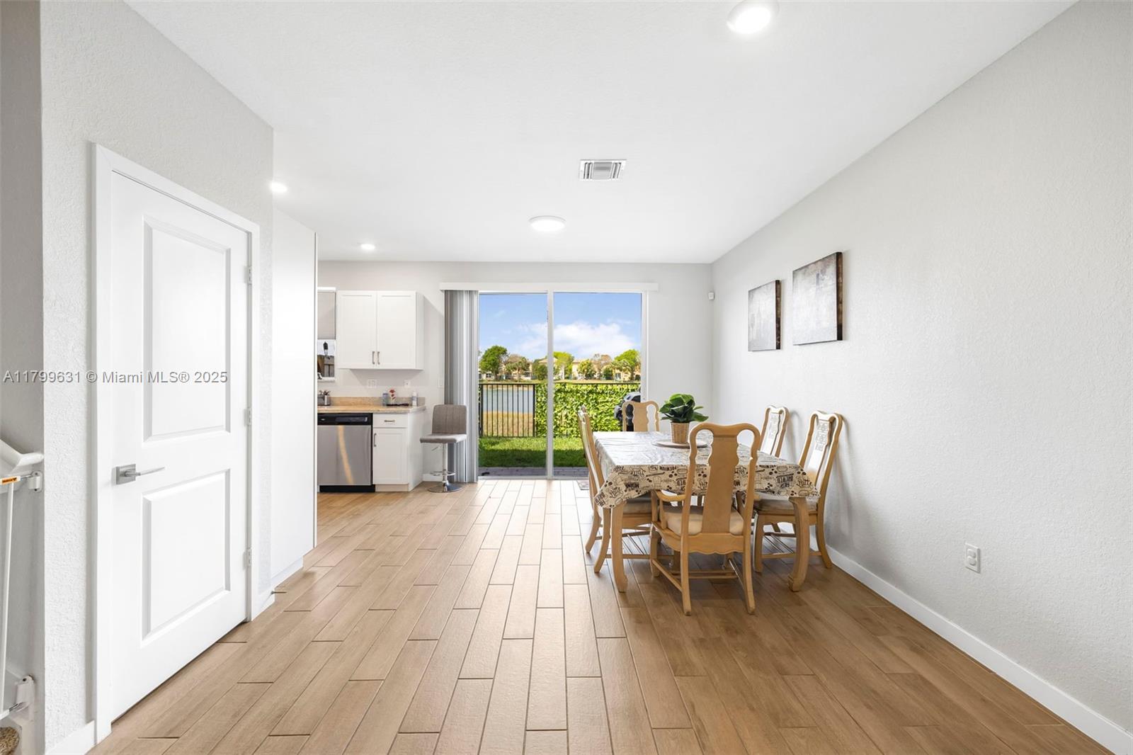 1176 SE 23rd Ave,Homestead, FL 33035