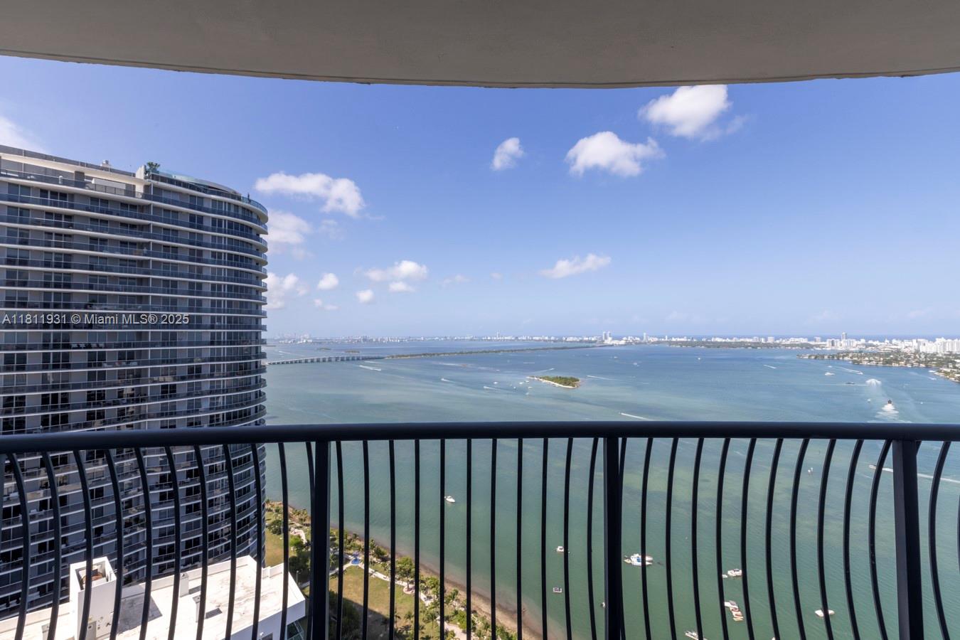 image Opera Tower Condo21