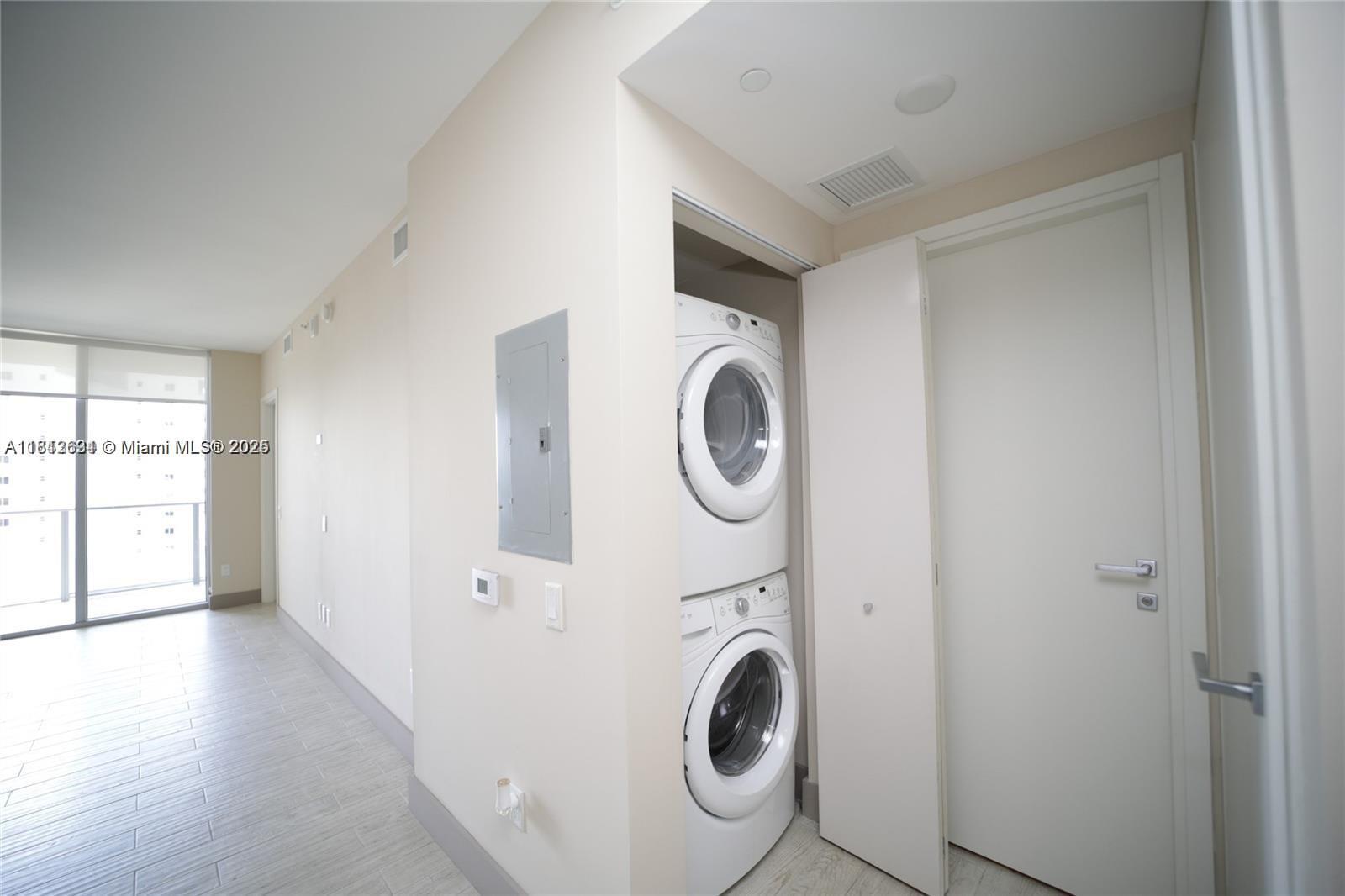 image BRICKELLHOUSE CONDO7