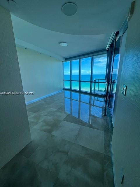 image Jade Ocean Condo10