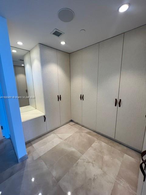 image Jade Ocean Condo19