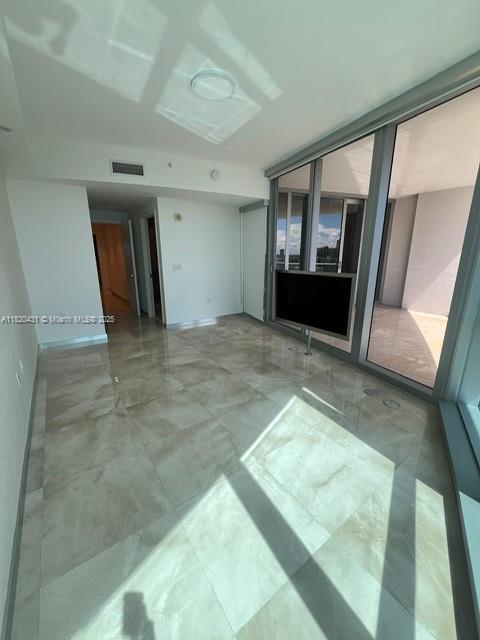 image Jade Ocean Condo20
