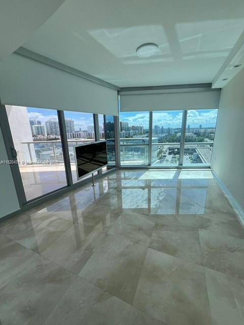 image Jade Ocean Condo24
