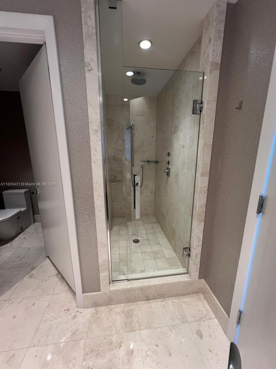 image Jade Ocean Condo27