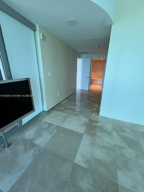 image Jade Ocean Condo31