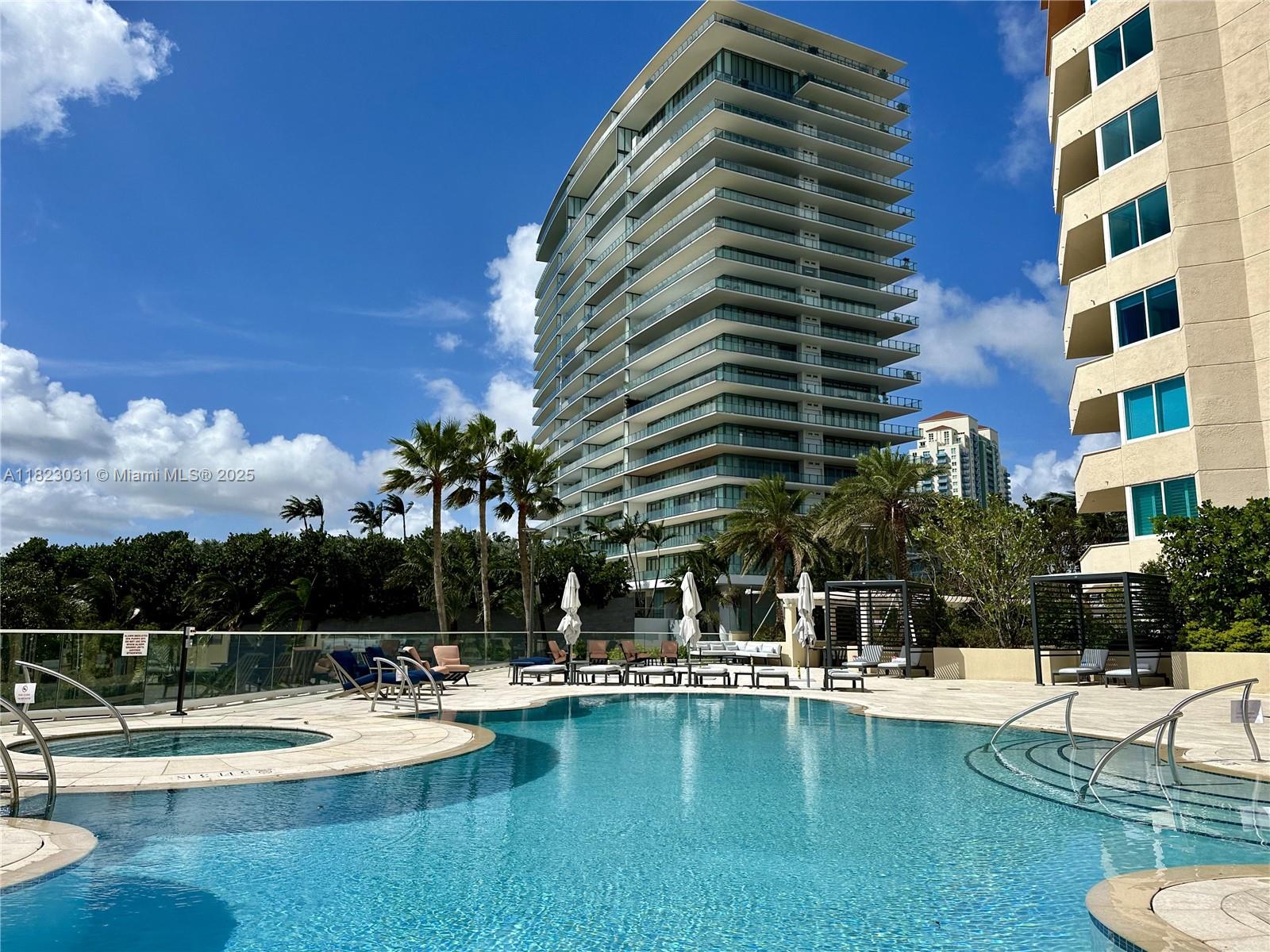 image South Pointe Towers Condo37
