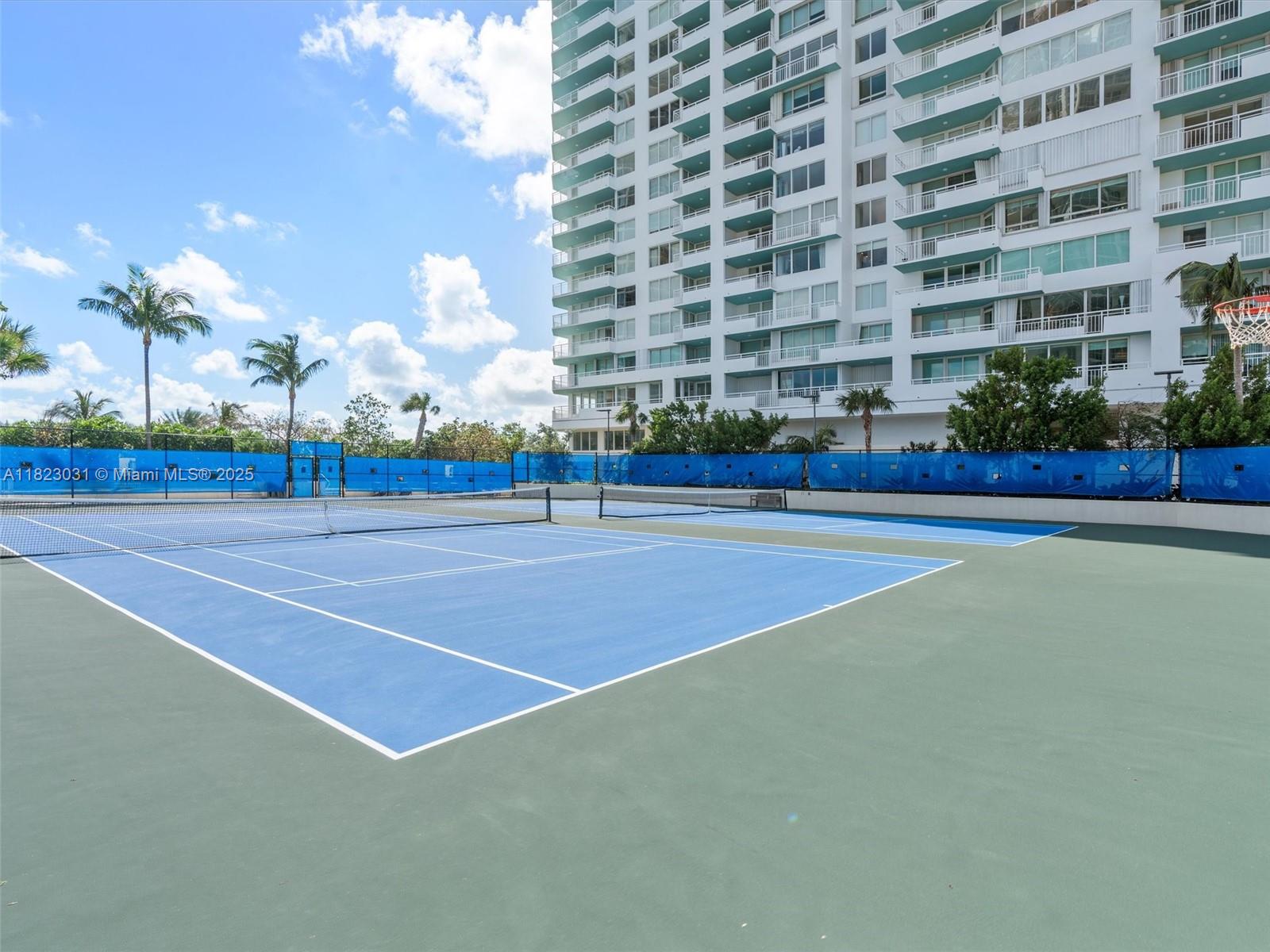 image South Pointe Towers Condo38