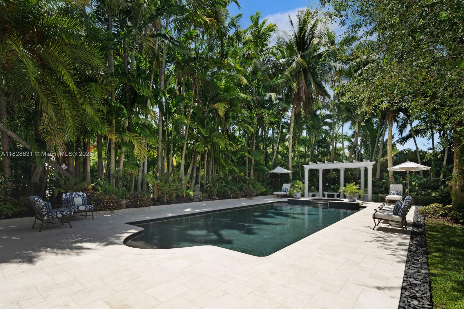 7360 SW 164th St Palmetto Bay, FL 33157