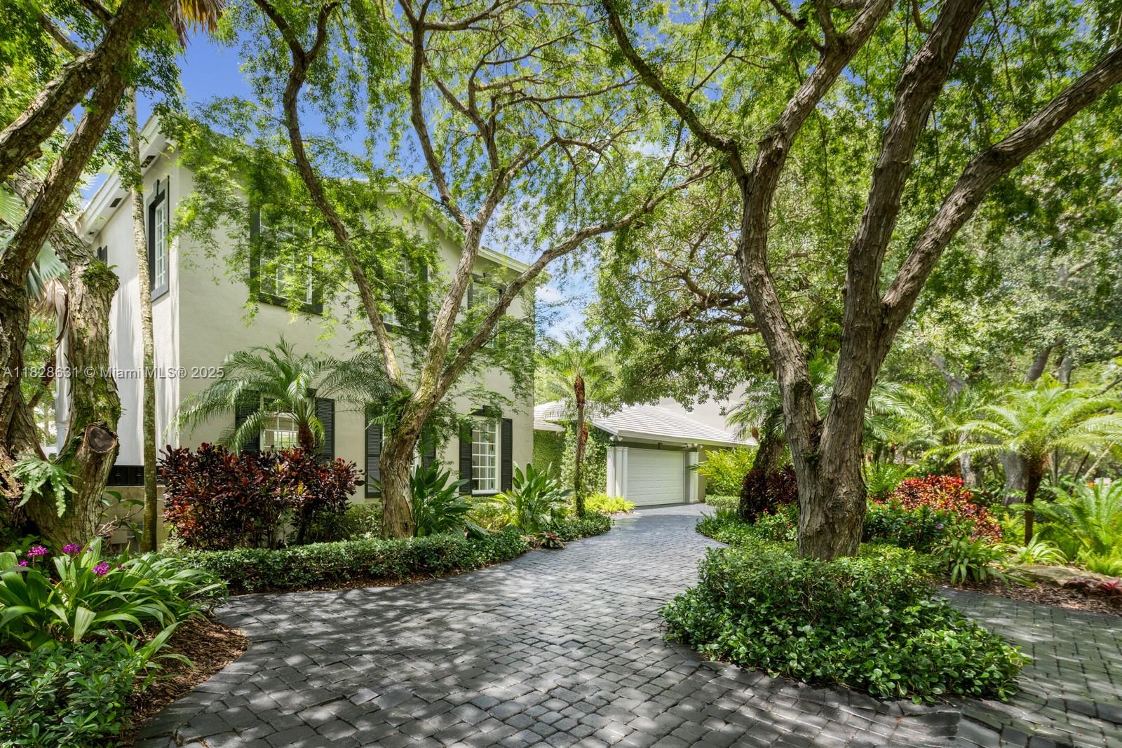 7360 SW 164th St Palmetto Bay, FL 33157