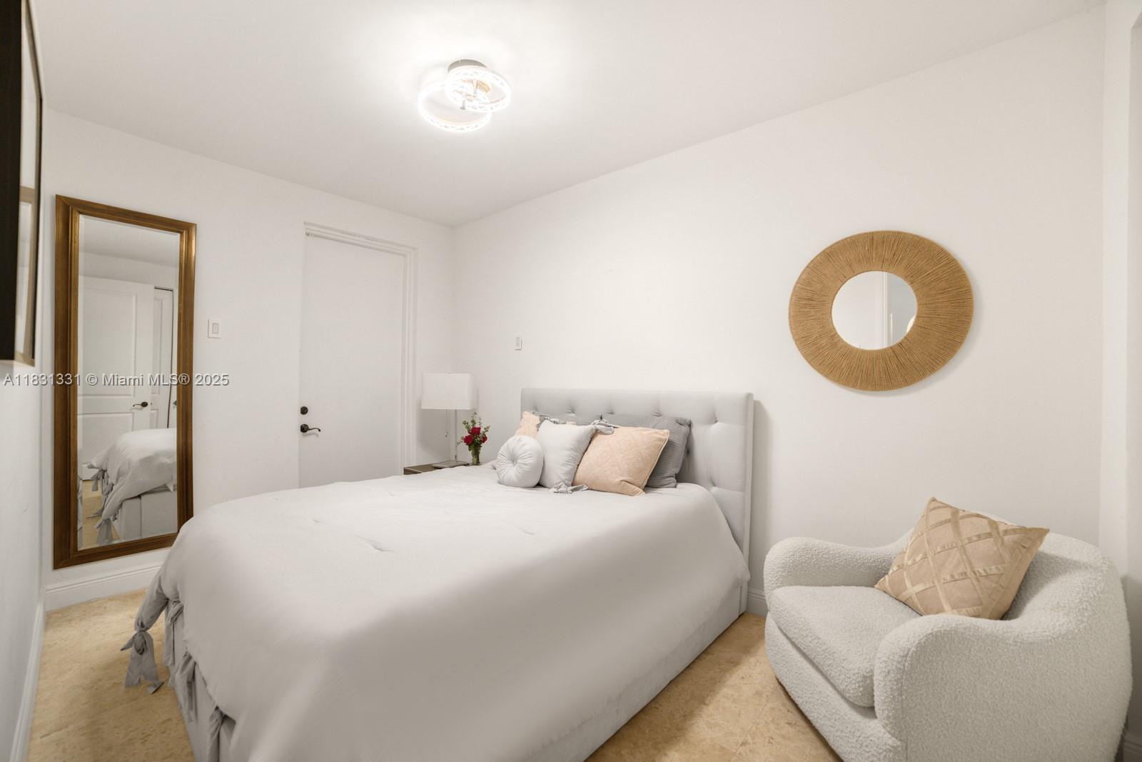 6226 Paradise Pt Dr Palmetto Bay, FL 33157