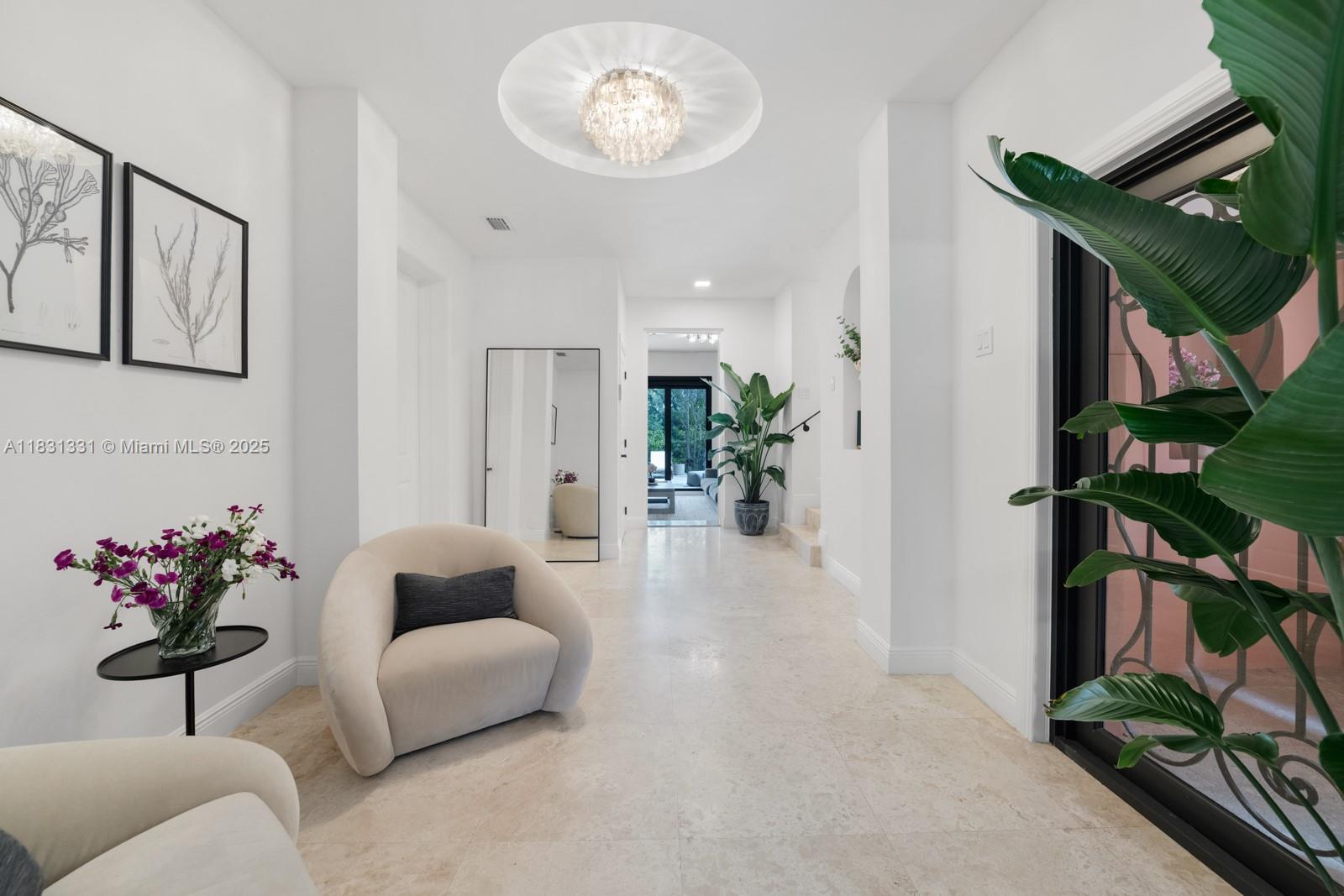 6226 Paradise Pt Dr Palmetto Bay, FL 33157